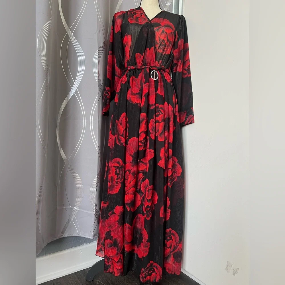 Red and Black Bishop Sleeve Maxi Dress for Weddings - Picture 9 of 11